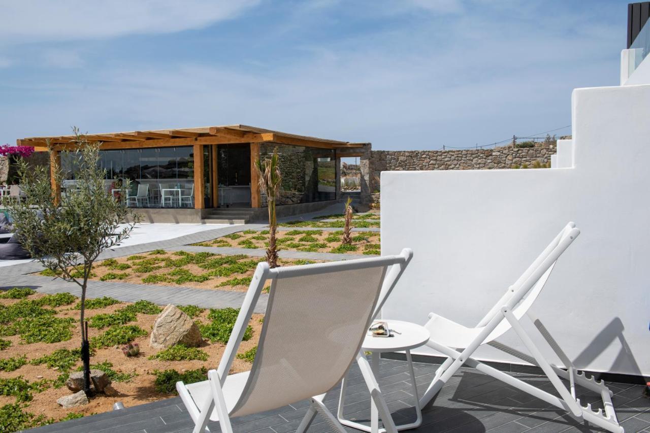 Bianco A Nero Mykonos *