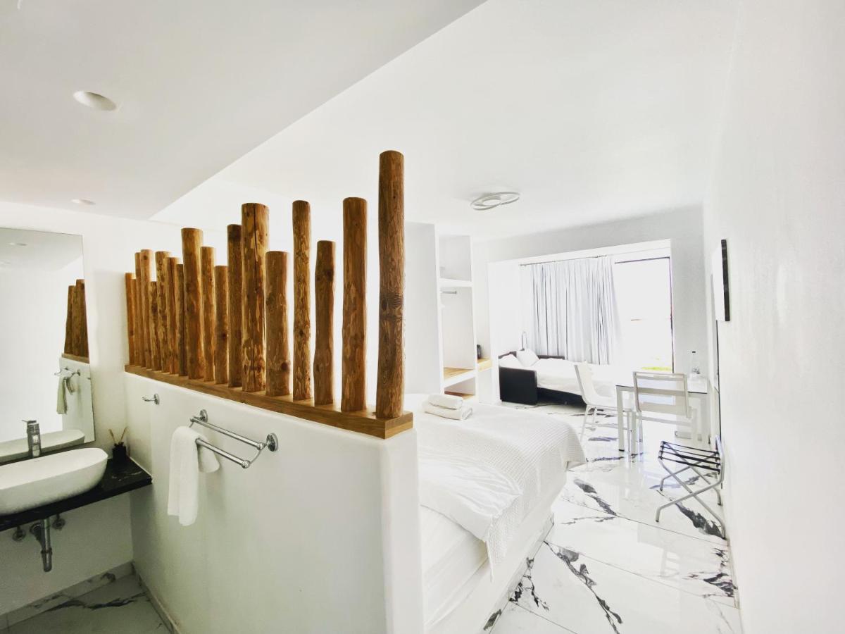 Bianco A Nero Mykonos Hotel